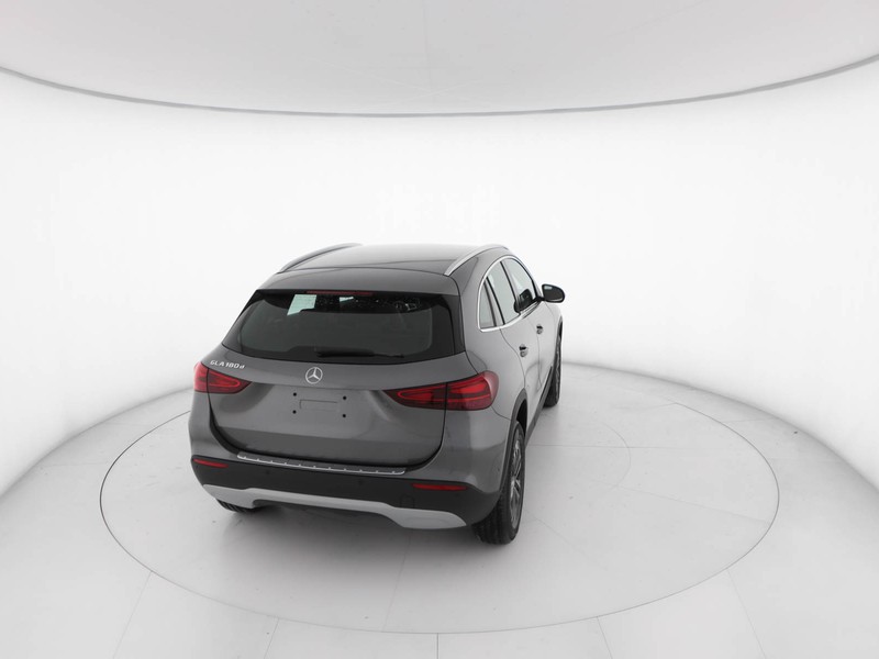 Mercedes GLA 180 d advanced auto diesel grigio