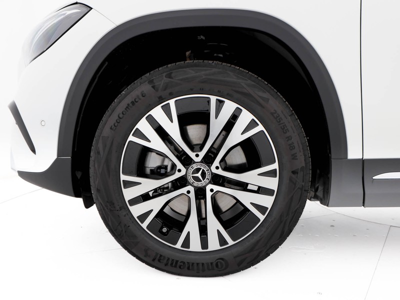 Mercedes GLA 180 d progressive advanced auto diesel bianco