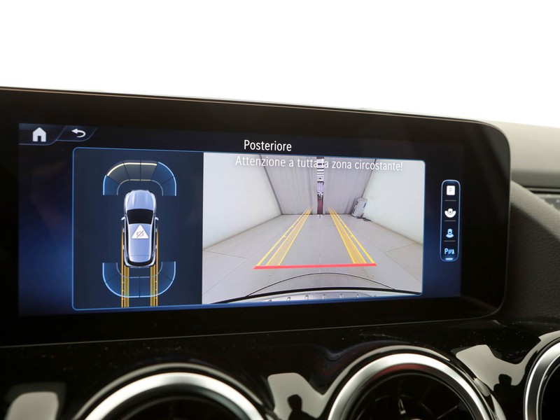 Mercedes GLA 180 d progressive advanced auto diesel bianco