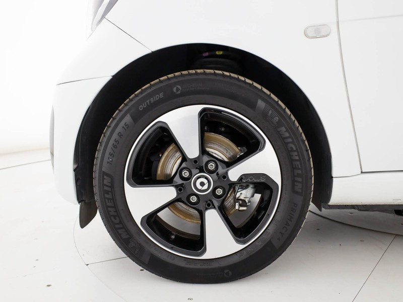 Smart Fortwo eq passion 22kw elettrica bianco