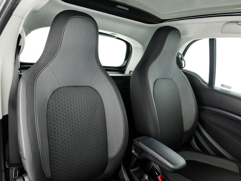 Smart Fortwo eq passion 22kw elettrica bianco