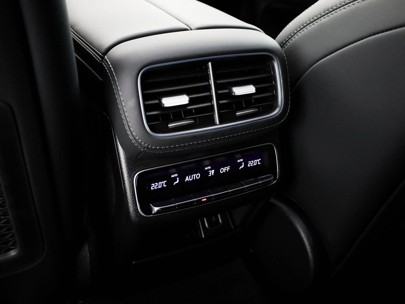 AMG GLE coupe 63 mhev (eq-boost) s amg ultimate 4matic+ auto ibrido argento