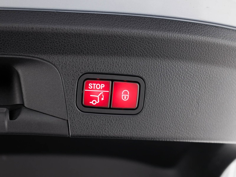 AMG GLE coupe 63 mhev (eq-boost) s amg ultimate 4matic+ auto ibrido argento