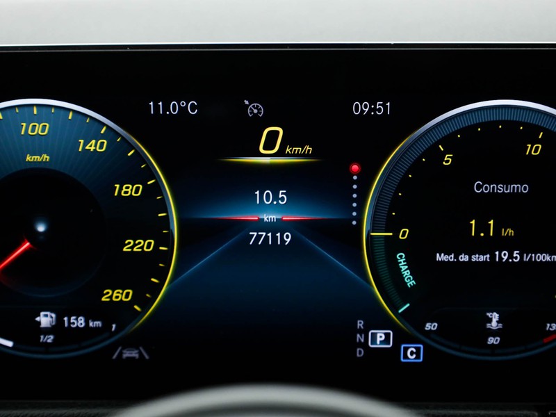 Mercedes GLB 200 d business extra auto diesel blu/azzurro