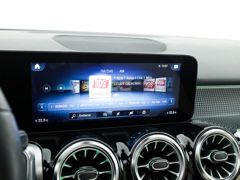 Mercedes GLB 180 d sport plus auto diesel argento