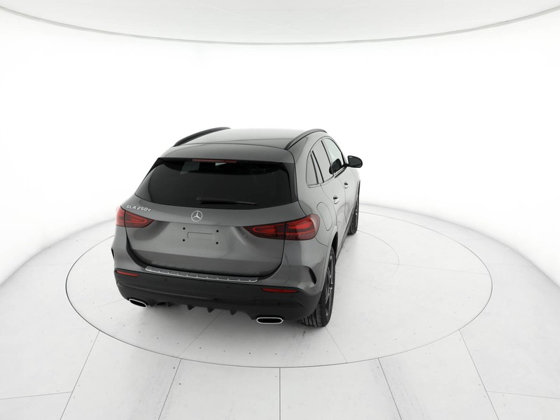 Mercedes GLA 250 e phev amg line extra auto ibrido grigio