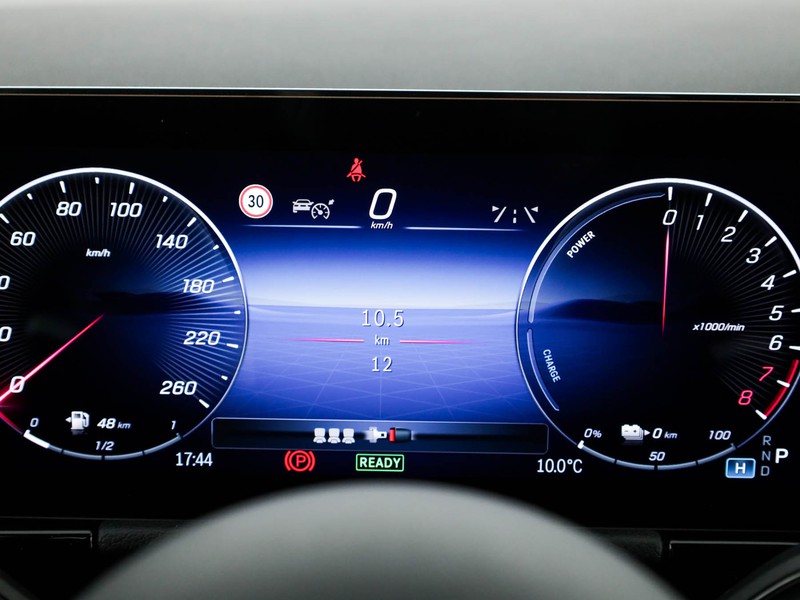 Mercedes GLA 250 e phev amg line extra auto ibrido grigio