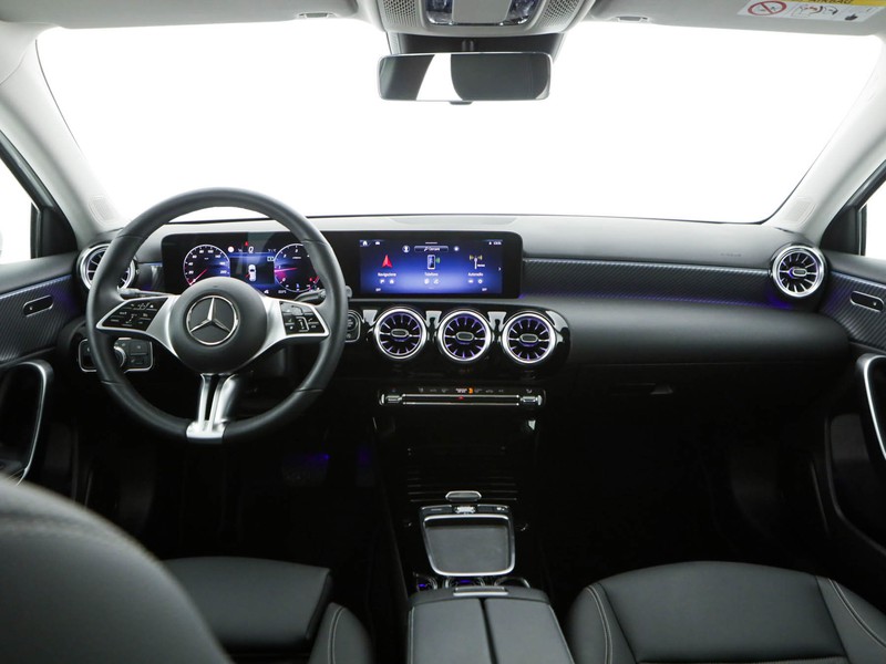 Mercedes Classe A 180 d progressive advanced plus auto diesel bianco