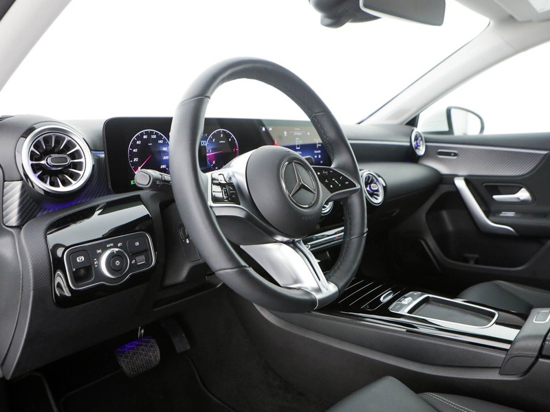 Mercedes Classe A 180 d progressive advanced plus auto diesel bianco