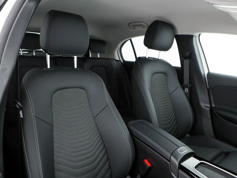 Mercedes Classe A 180 d progressive advanced plus auto diesel bianco