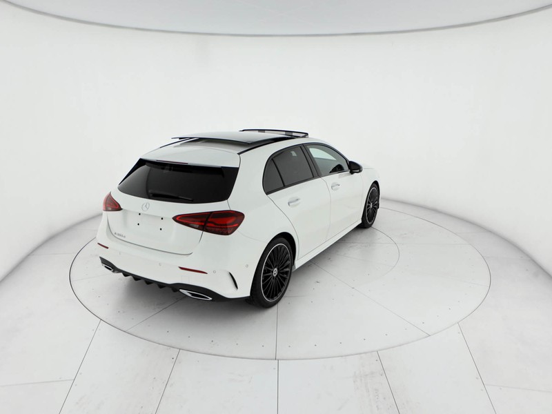 Mercedes Classe A 180 d amg line extra auto diesel bianco