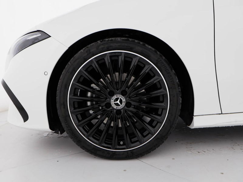 Mercedes Classe A 180 d amg line extra auto diesel bianco