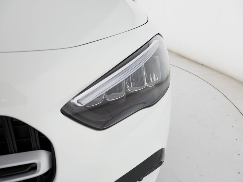 Mercedes GLA 180 d advanced auto diesel bianco