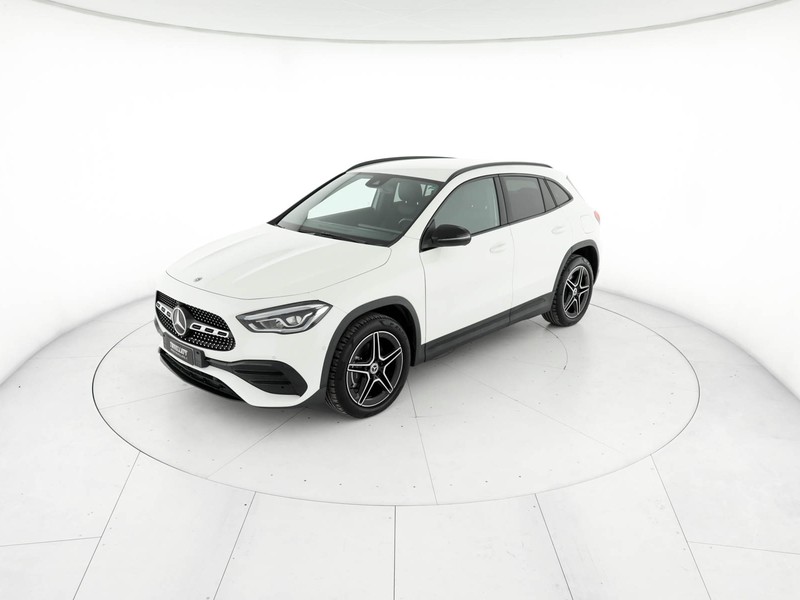 Mercedes GLA 250 e phev (eq-power) premium auto ibrido bianco