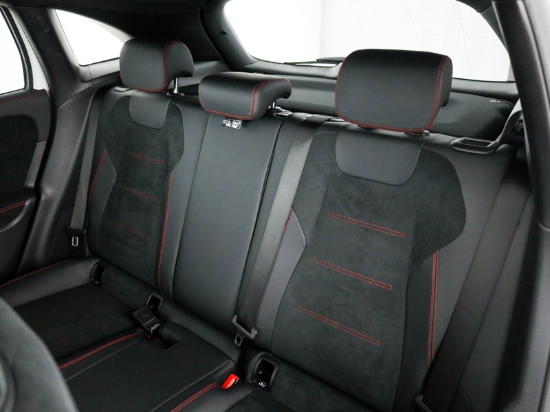 Mercedes GLA 250 e phev (eq-power) premium auto ibrido bianco