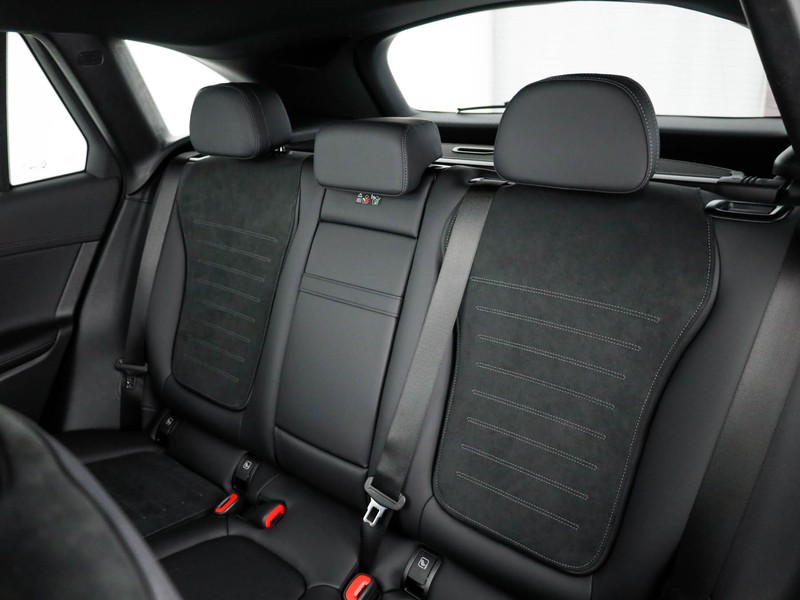 Mercedes GLC 300 de phev amg line advanced tech 4matic auto ibrido bianco