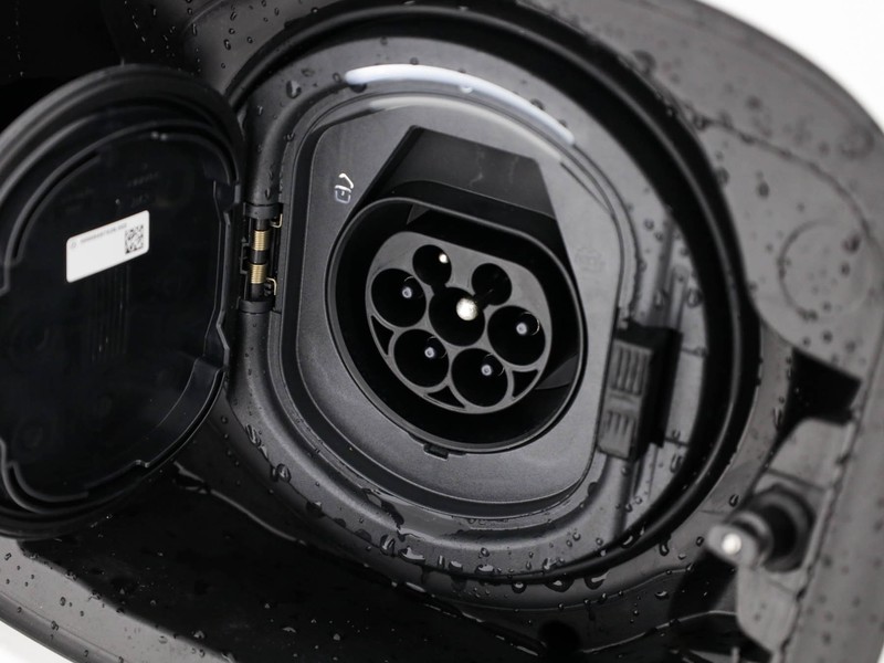 Mercedes GLC 300 de phev amg line advanced tech 4matic auto ibrido bianco