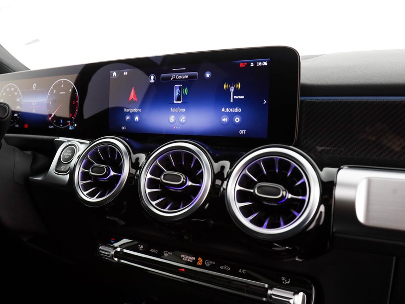 Mercedes GLB 200 d amg line advanced plus auto diesel bianco