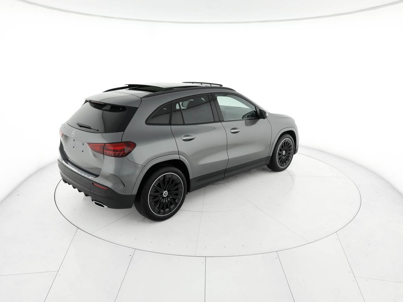 Mercedes GLA 180 d amg line advanced plus auto diesel grigio