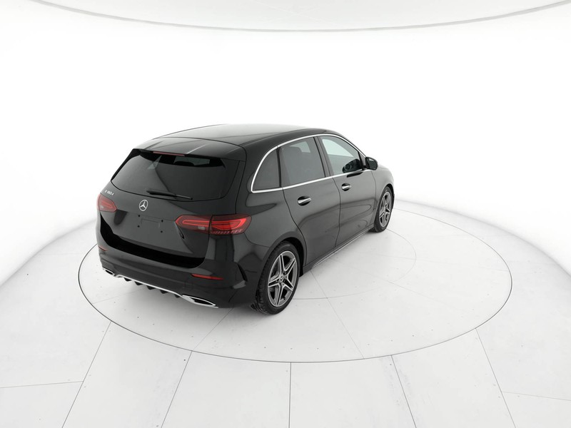 Mercedes Classe B 180 d amg line advanced plus auto diesel nero