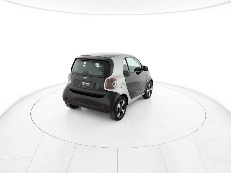 Smart Fortwo eq berlin black passion 22kw