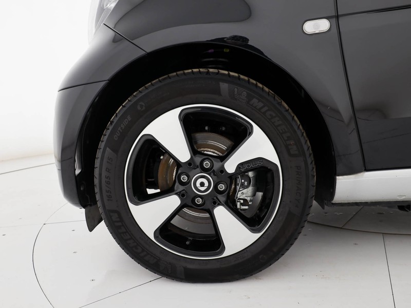 Smart Fortwo eq berlin black passion 22kw