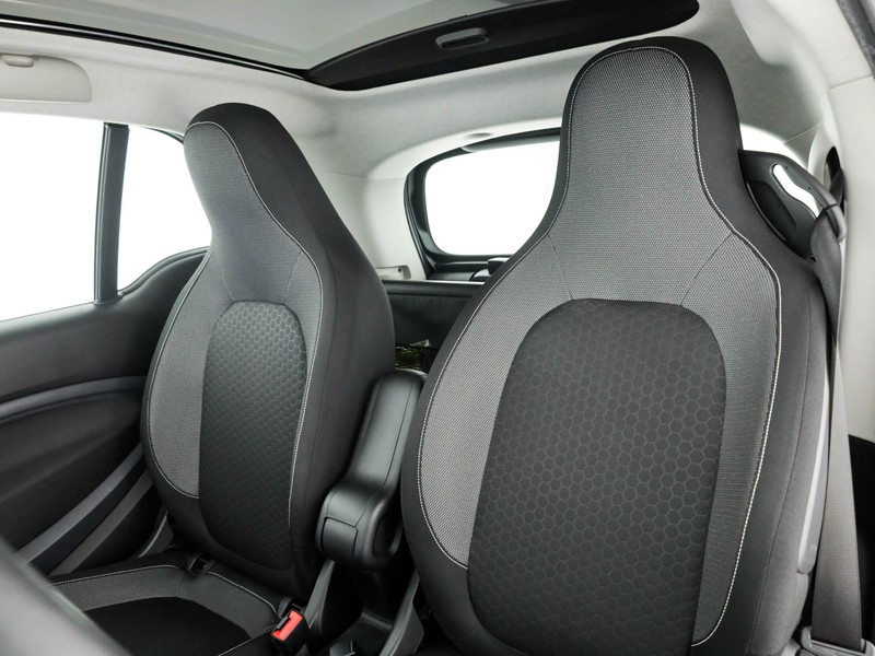 Smart Fortwo eq berlin black passion 22kw