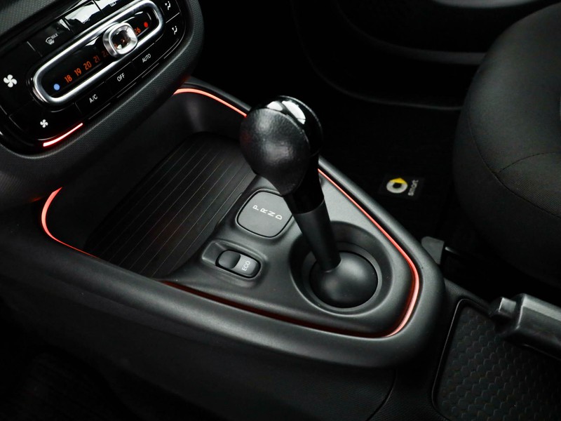 Smart Fortwo eq berlin black passion 22kw