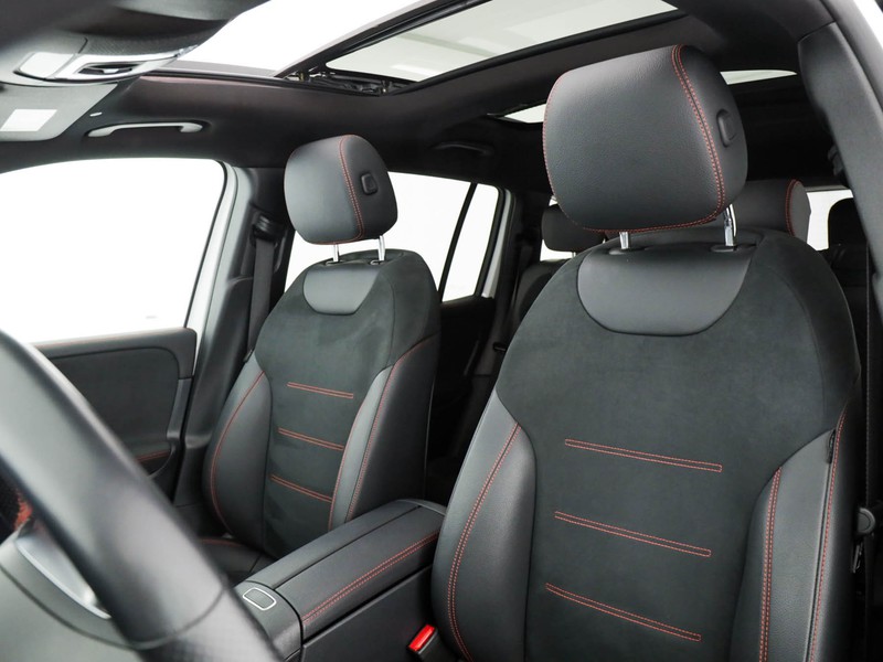 Mercedes GLB 200 d premium auto diesel bianco