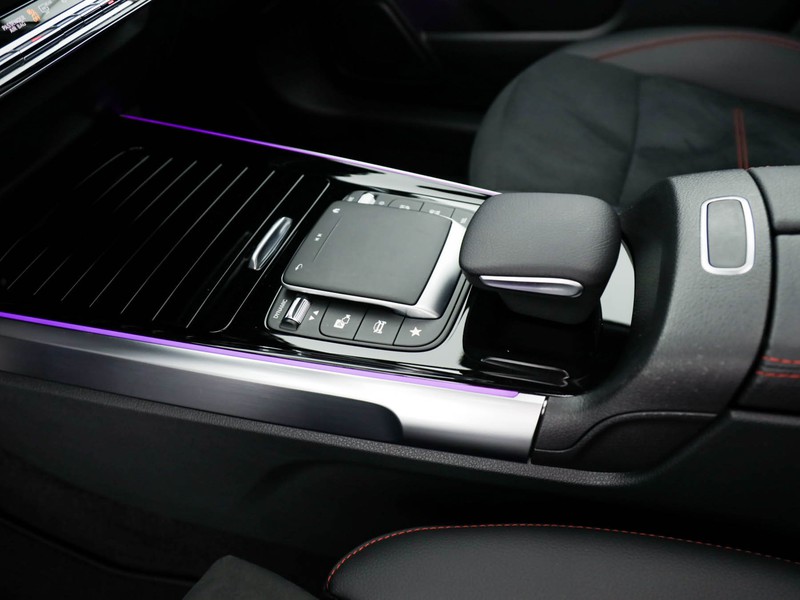 Mercedes GLB 200 d premium auto diesel bianco