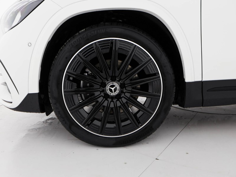 Mercedes GLA 200 d automatic diesel bianco