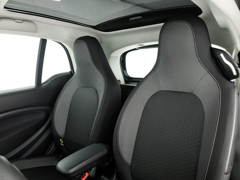 Smart Fortwo eq passion 22kw elettrica nero