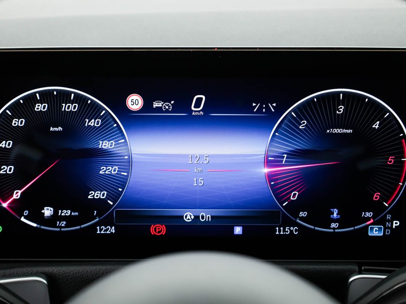 Mercedes GLB 180 d amg line advanced plus auto 7p.ti diesel nero