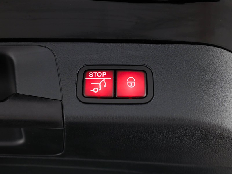 Mercedes GLB 180 d amg line advanced plus auto 7p.ti diesel nero