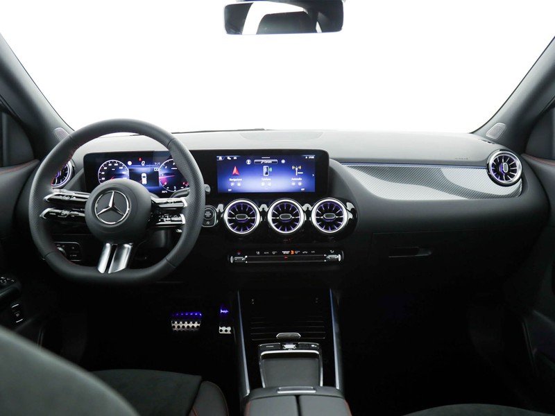Mercedes GLA 180 d amg line advanced plus auto