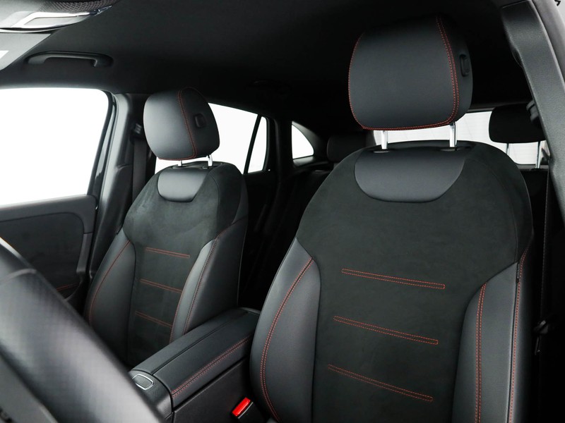 Mercedes GLA 200 d amg line advanced plus 4matic auto diesel nero