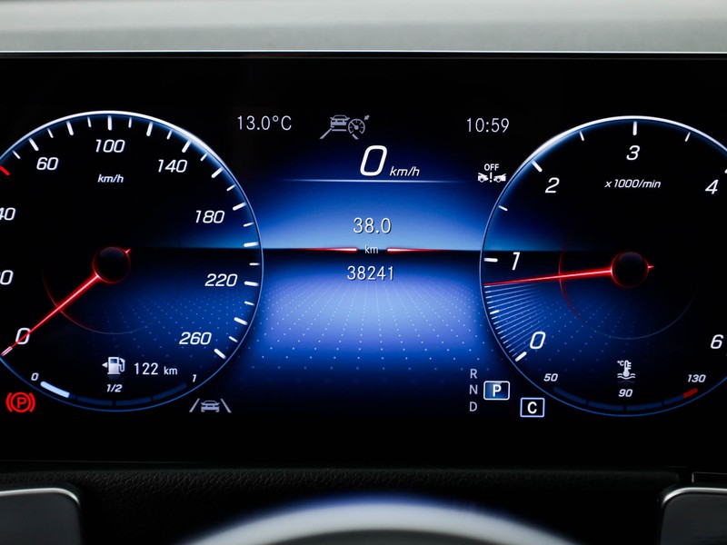 Mercedes GLB 200 d premium auto