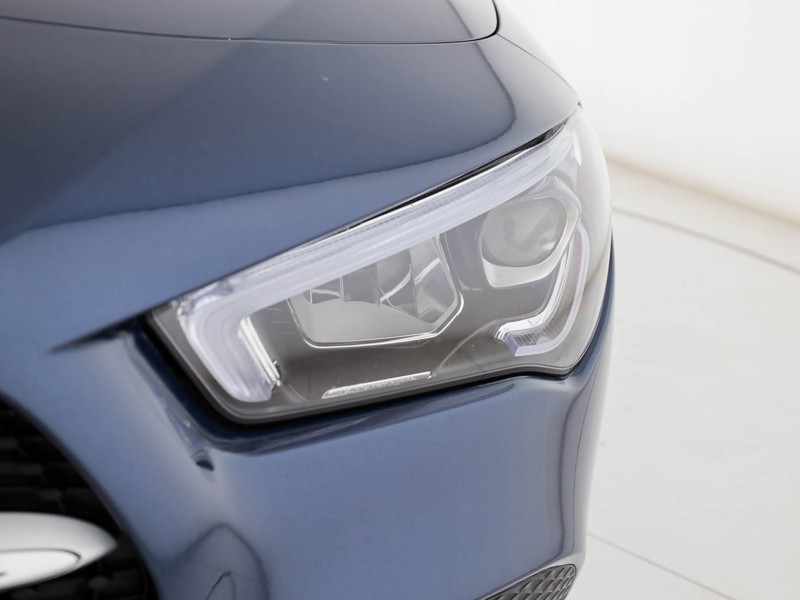 Mercedes CLA Shooting Brake  180 d sport auto