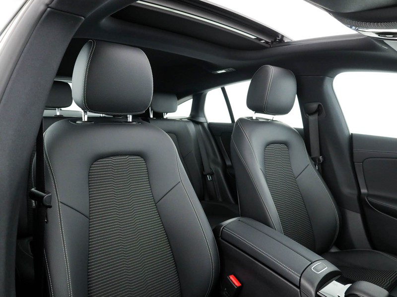 Mercedes CLA Shooting Brake  180 d sport auto