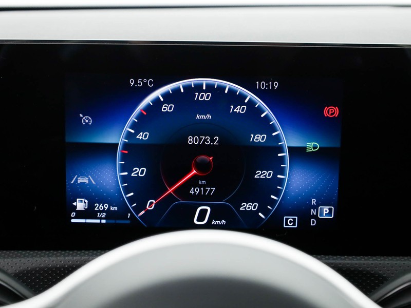 Mercedes CLA Shooting Brake  180 d sport auto