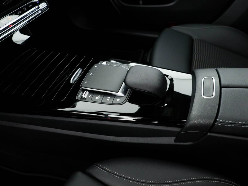 Mercedes CLA Shooting Brake  180 d sport auto