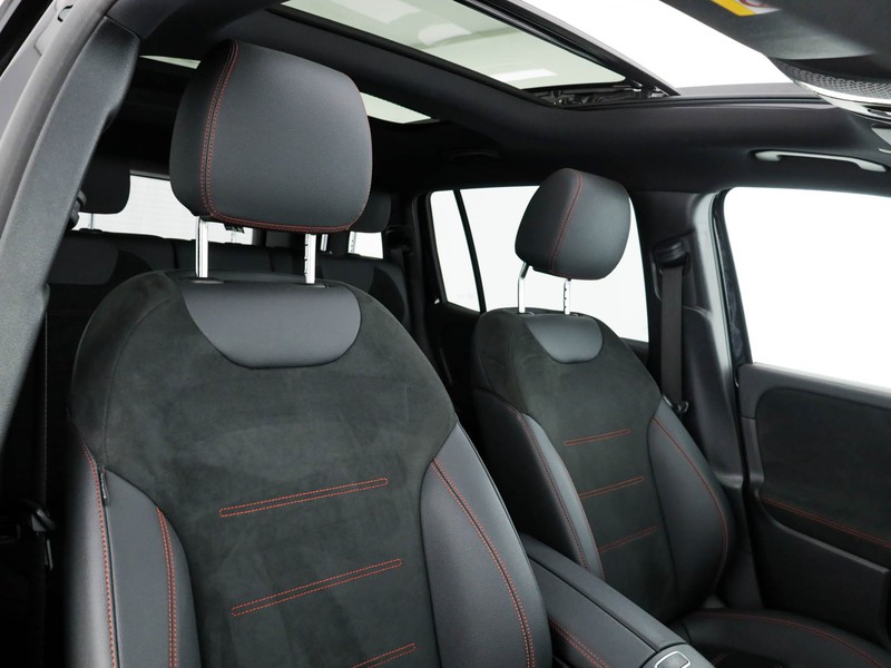 Mercedes EQB 250+ amg line advanced elettrica nero