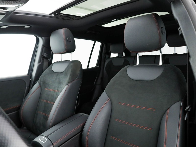 Mercedes EQB 250+ amg line advanced elettrica nero