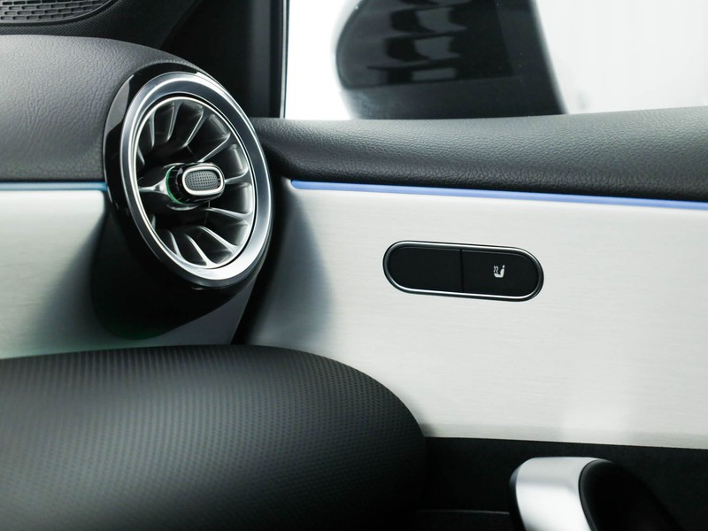 Mercedes Classe A 250 e phev amg line advanced plus auto ibrido grigio