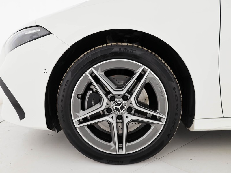 Mercedes Classe A 250 e phev amg line advanced plus auto ibrido bianco