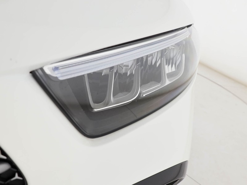Mercedes Classe A 250 e phev amg line advanced plus auto ibrido bianco