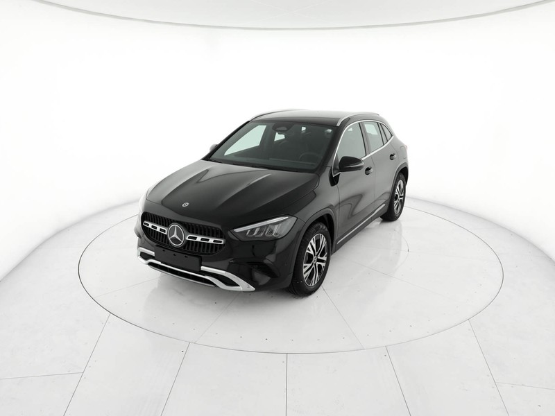Mercedes GLA 200 d progressive extra auto diesel nero