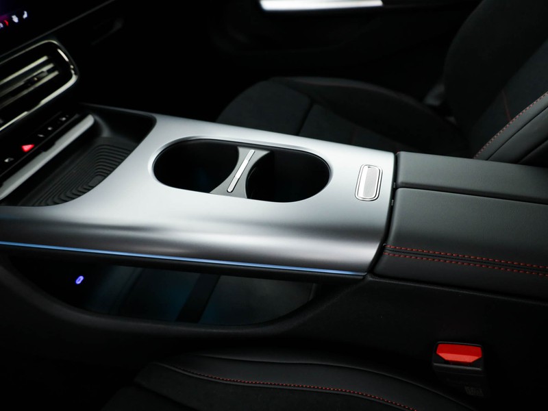 Mercedes CLA Coupè 180 premium auto ibrido nero