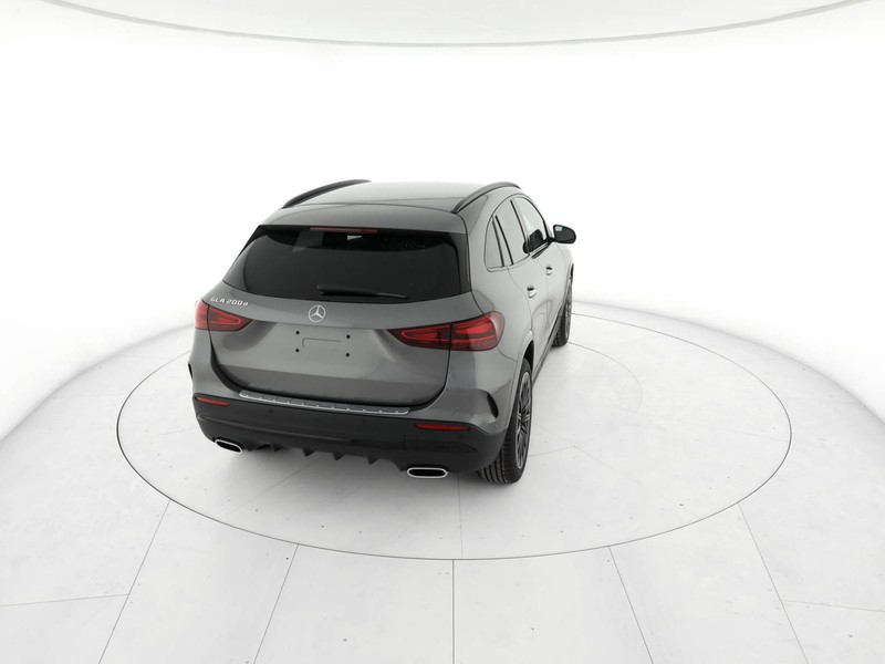Mercedes GLA 200 d amg line extra auto diesel grigio