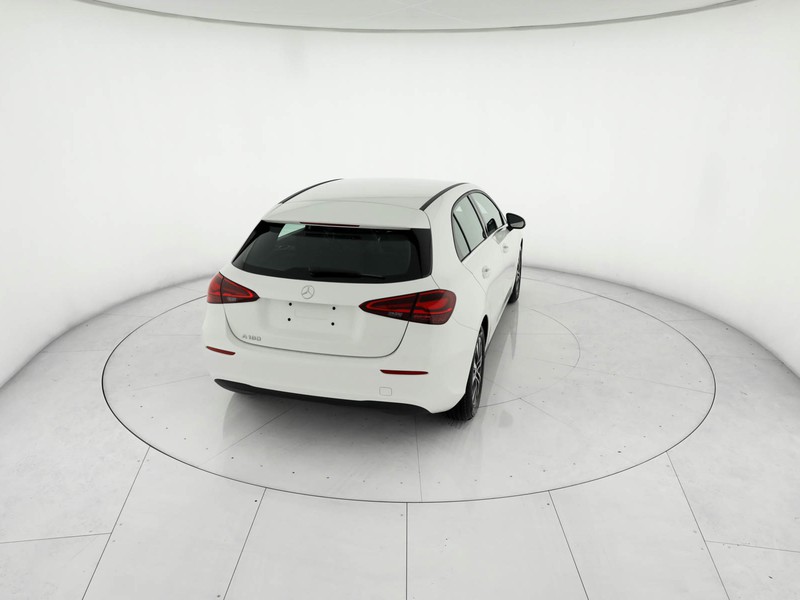 Mercedes Classe A 180 executive auto benzina bianco
